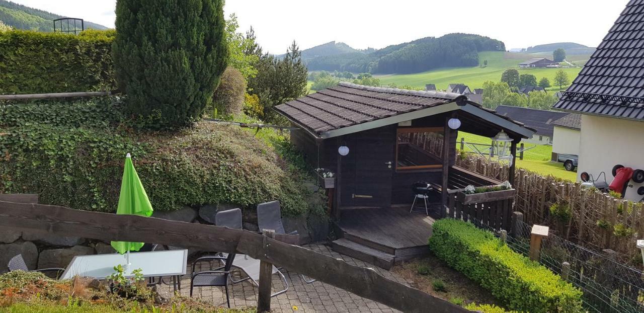 Ferienwohnung Quirinus Eslohe Buitenkant foto